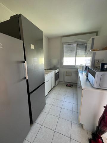 ROYAN / 500 M marché central Royan