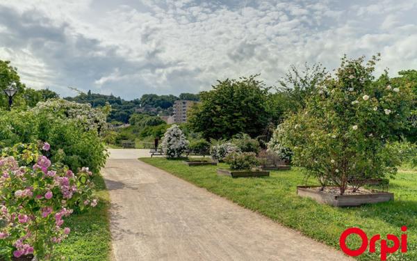 Appartement à vendre    1 pièce • 25,31 m2 Caluire-et-Cuire