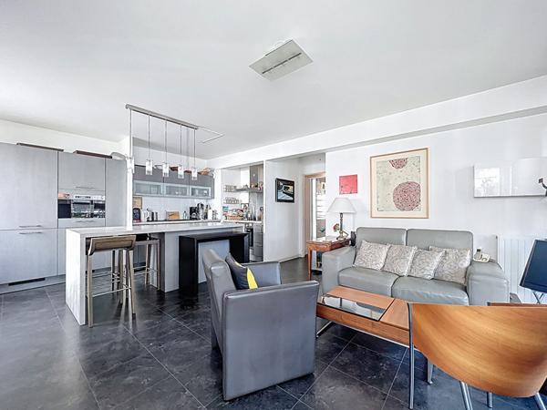 Appartement Suresnes 3 pièce(s) 69 m2