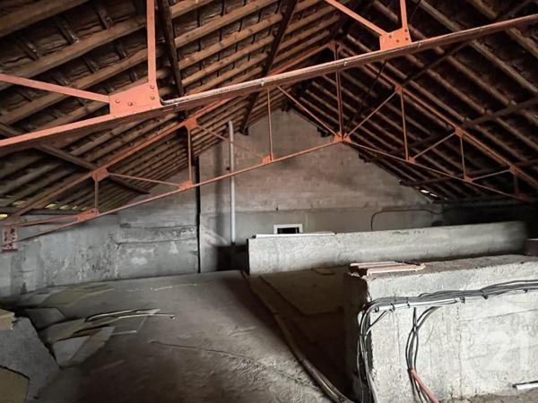 Maison à vendre  8 pièces - 99 m2 BEAUJEU ET QUITTEUR - 70