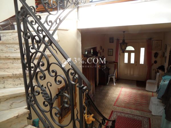 Propriete 8 pièce(s) 4 chambre(s) 237 m²