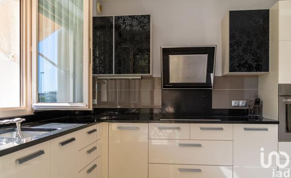 Appartement 2 pièces de 80 m² à La Valette-du-Var (83160)