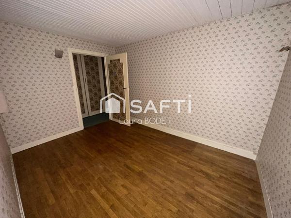 Maison familiale à rénover dans la belle ville de CHINON