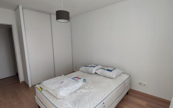 Appartement à louer    3 pièces •  Les Angles