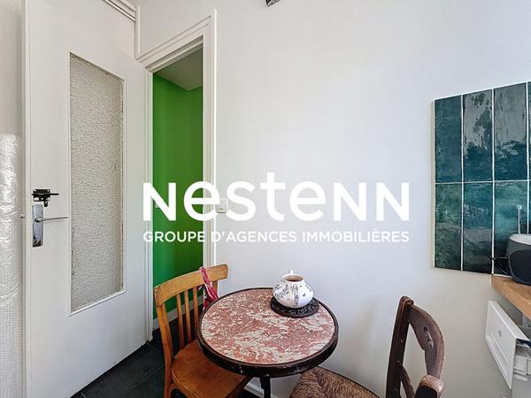 Appartement deux pièces 42 m² Batignolles rue Jacquemont calme sur cour - cave et remise 4e étage