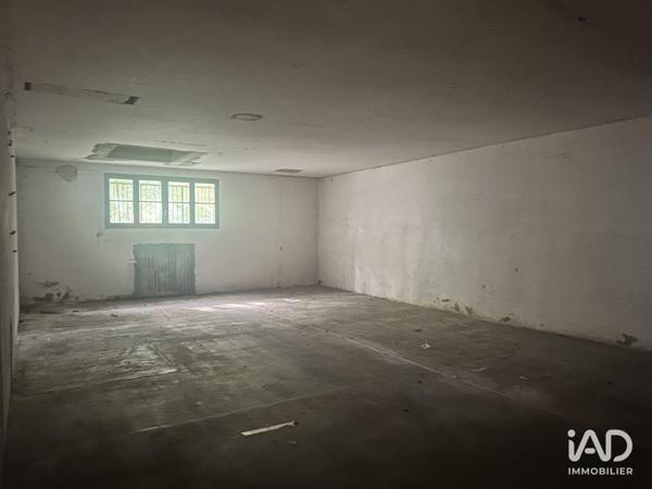 Boutique/Local commercial à vendre 2 000 m² Saint-Médard-de-Guizières