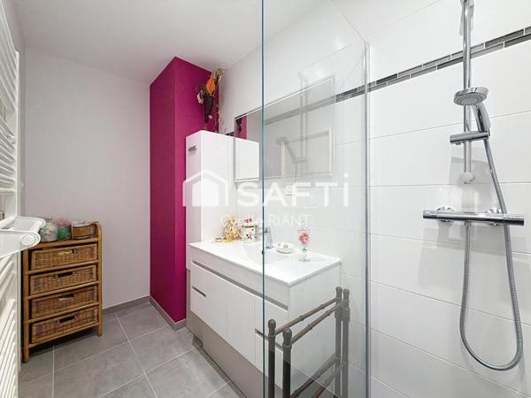 Maison de plain-pied comme neuve