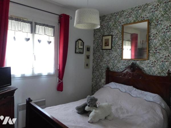 A VENDRE APPARTEMENT  T4 SUR SAINT LAURENT D'AIGOUZE