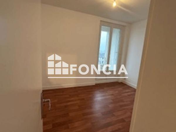 Location Appartement 4 pièces 69.7 m² - 55 RUE PEN AR STANG Quimper 29000