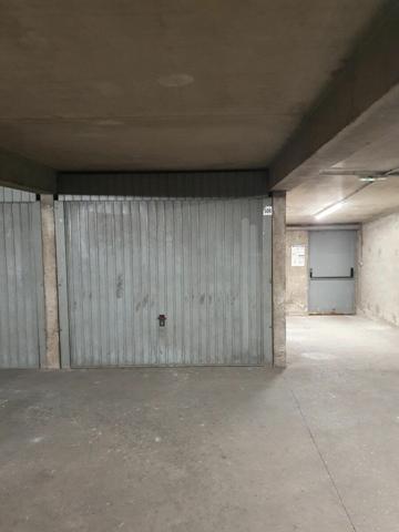 Stationnement à louer    Villeurbanne