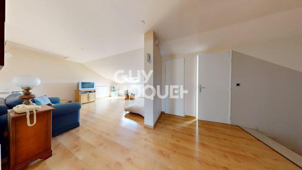 MAISON À VENDRE DE 8 PIÈCES DE 210,00 M²
