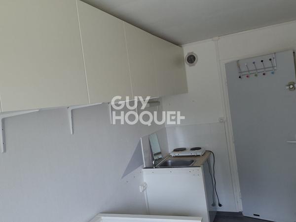 A VENDRE 3 STUDETTES côte à côte, 11m2