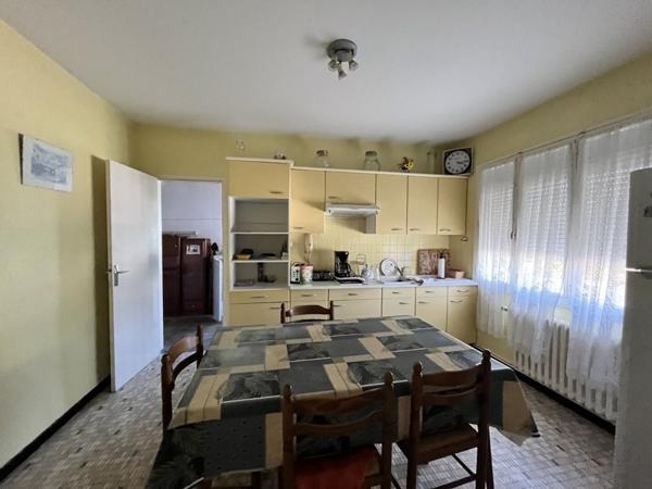 Maison à vendre |  Saint-Seurin-sur-l'Isle |  4 pièces | 95 m²