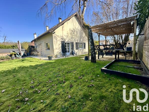 House for sale 6 rooms 120 m² Saint-Arnoult-en-Yvelines