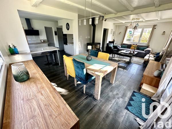 House for sale 6 rooms 120 m² Saint-Arnoult-en-Yvelines
