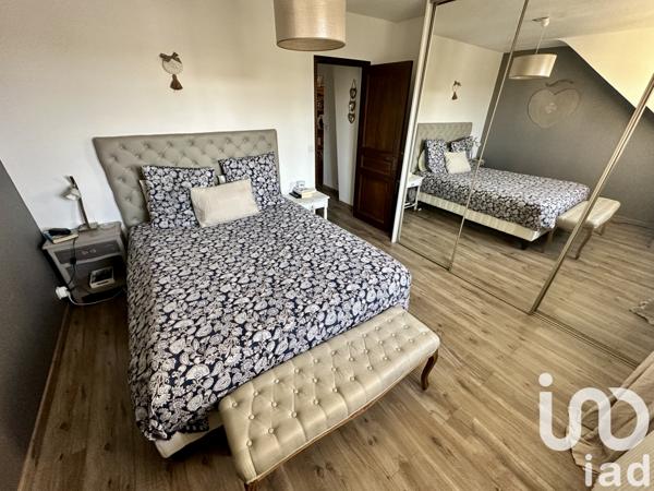 House for sale 6 rooms 120 m² Saint-Arnoult-en-Yvelines