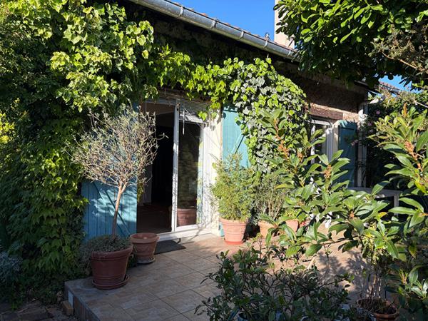 Maison Le Mesnil Le Roi 6 pièce(s) 129 m2 €790 000 ** - Référence 13498