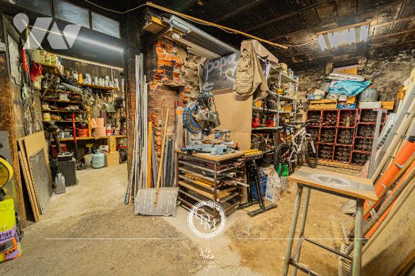 HÔTEL/RESTAURANT - CLARAFOND-ARCINE - environ 371 m²