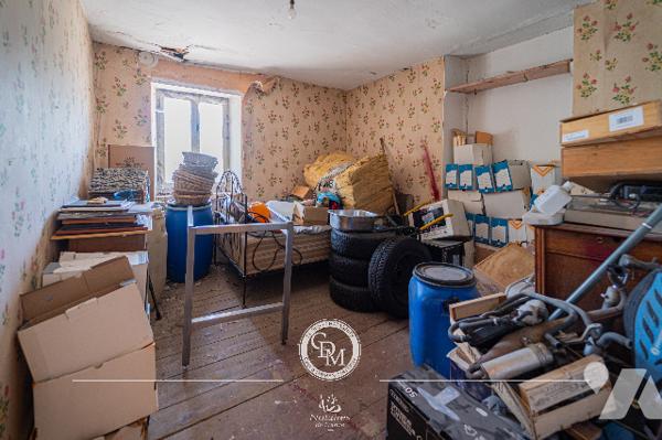 HÔTEL/RESTAURANT - CLARAFOND-ARCINE - environ 371 m²