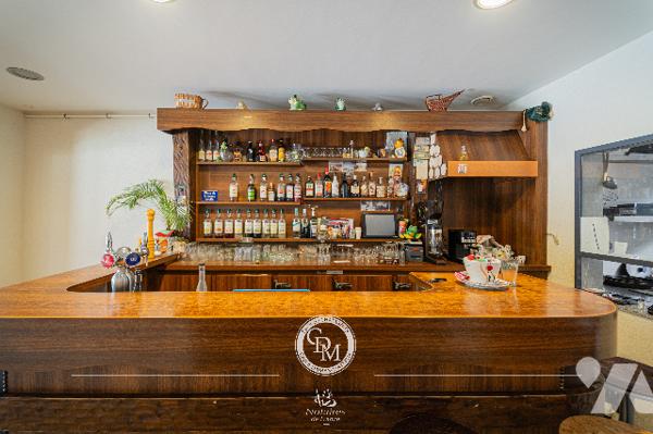 HÔTEL/RESTAURANT - CLARAFOND-ARCINE - environ 371 m²