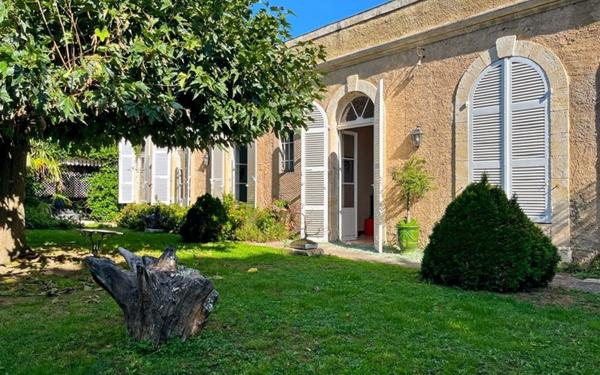 Maison à vendre    4 pièces • 180 m2 Lectoure