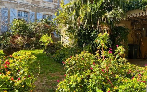 Maison à vendre    4 pièces • 180 m2 Lectoure