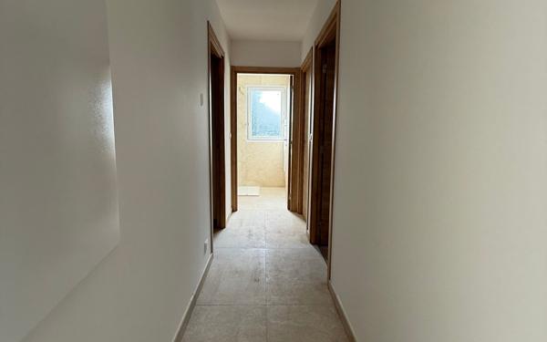 Appartement à vendre    4 pièces • 94 m2 Furiani