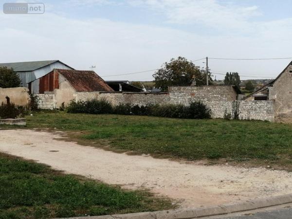 Terrain à Batir à vendre à Bléré dans l'Indre-et-Loire (37150), ref : 021/TB0203
