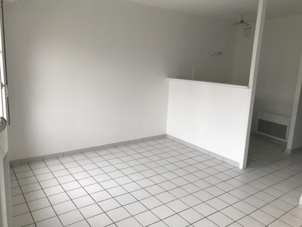 Location appartement Nantes : 506 € - AJP Immobilier Nantes Est