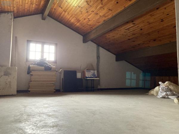 Maison à vendre à Ambérieu-en-Bugey dans l'Ain (01500), ref : VM1495-01032