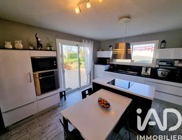 Maison à vendre 7 pièces 156 m² Les Herbiers