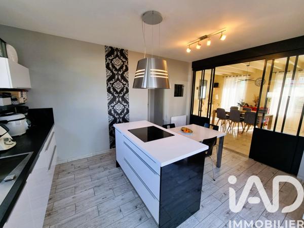 Maison à vendre 7 pièces 156 m² Les Herbiers