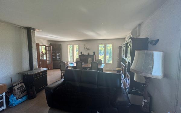 Maison à vendre    3 pièces • 100 m2 Montagnac-Montpezat