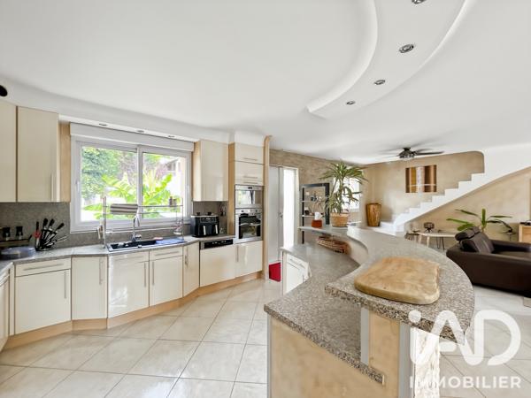 Maison à vendre 5 pièces 138 m² Montfermeil