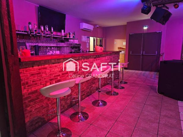 Grand local commercial et appartement