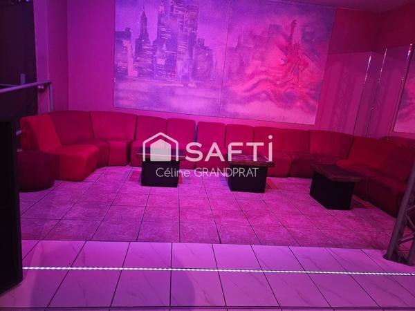 Grand local commercial et appartement