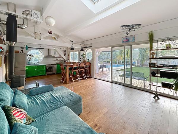 Maison à Vendre aux Adrets de l'Esterel - 3 Chambres et Piscine