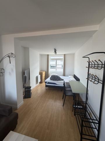 Grand studio secteur Moulins - Parc Lebas