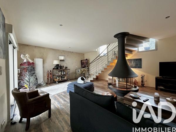 Maison à vendre 5 pièces 161 m² Villepreux