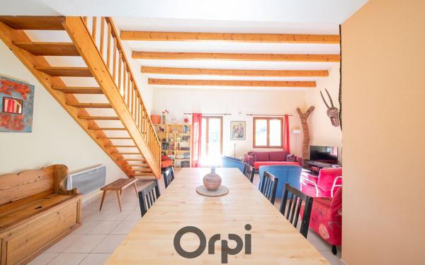 Maison à vendre    5 pièces •  Saint-Estève