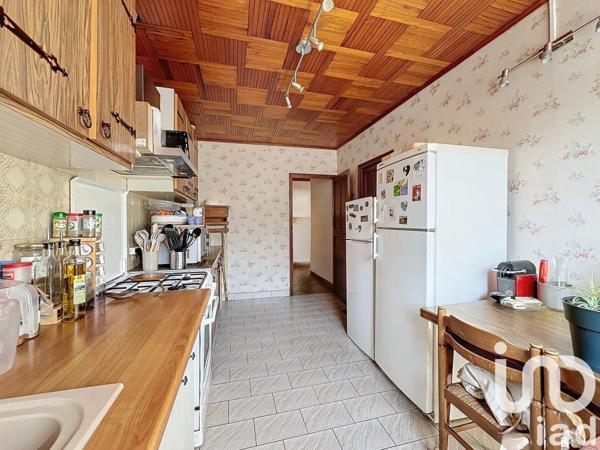 Maison de ville 4 pièces de 80 m² à Saint-Affrique (12400)