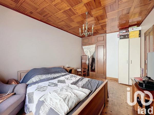 Maison de ville 4 pièces de 80 m² à Saint-Affrique (12400)