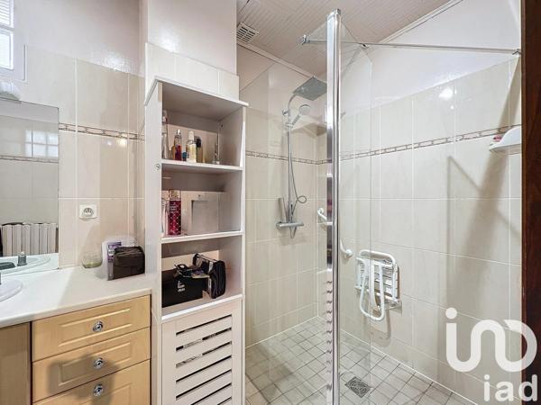 Maison de ville 4 pièces de 80 m² à Saint-Affrique (12400)