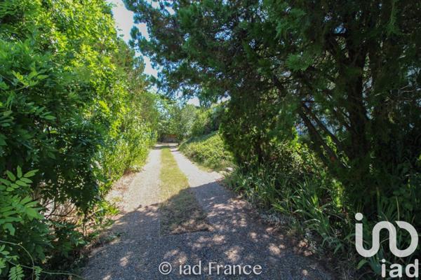House for sale 8 rooms 181 m² Alès