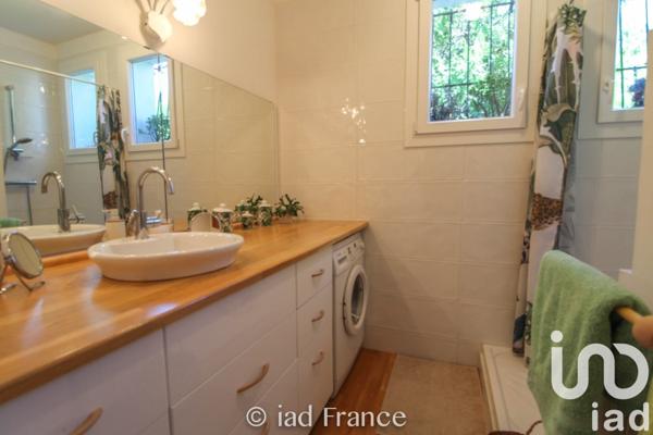 House for sale 8 rooms 181 m² Alès