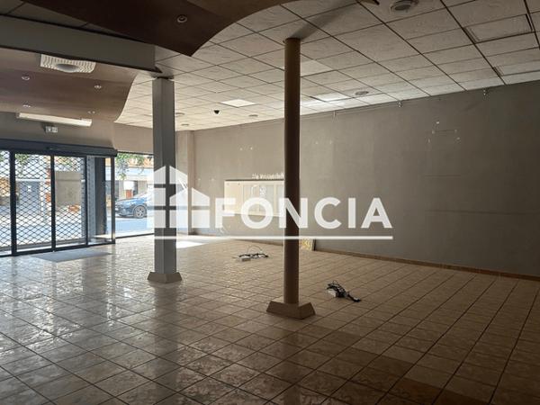 Location Local commercial 5 pièces 300 m² - 4 RUE MARECHAL FOCH Tarbes 65000