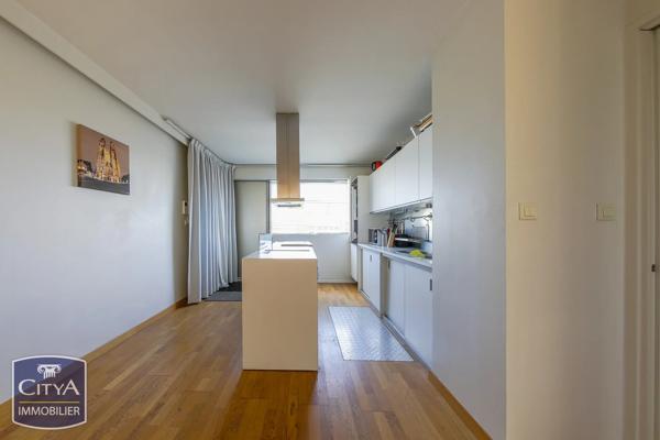 Appartement à vendre 3 pièces 65m² Tours (37000)