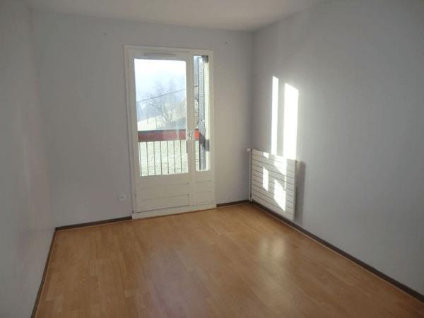 Location Appartement 5 pièces 92.7 m² - 401 ROUTE DES RIEUX Saint-geoire-en-valdaine 38620