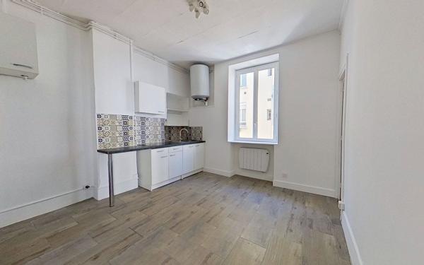 Appartement à vendre    2 pièces • 42 m2 Lyon 9