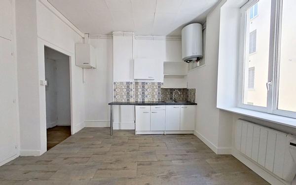 Appartement à vendre    2 pièces • 42 m2 Lyon 9